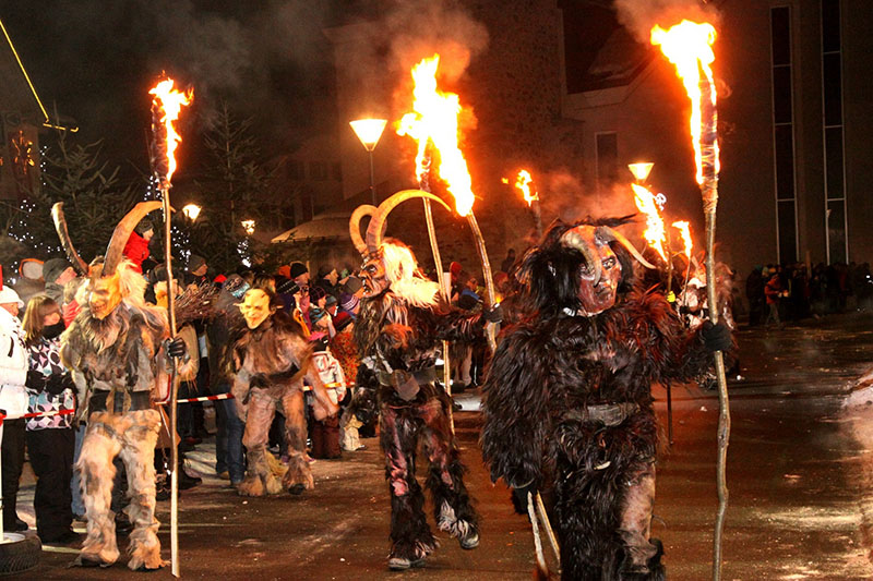 Perchtenlauf Krampusse